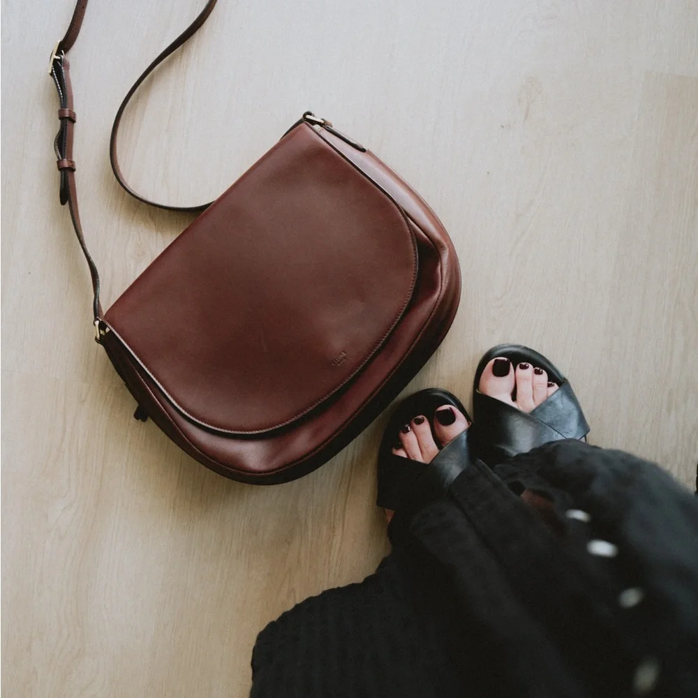Celine natural calfskin Trotteur messenger bag 2013-2014 burgundy brown - Picture 3 of 5